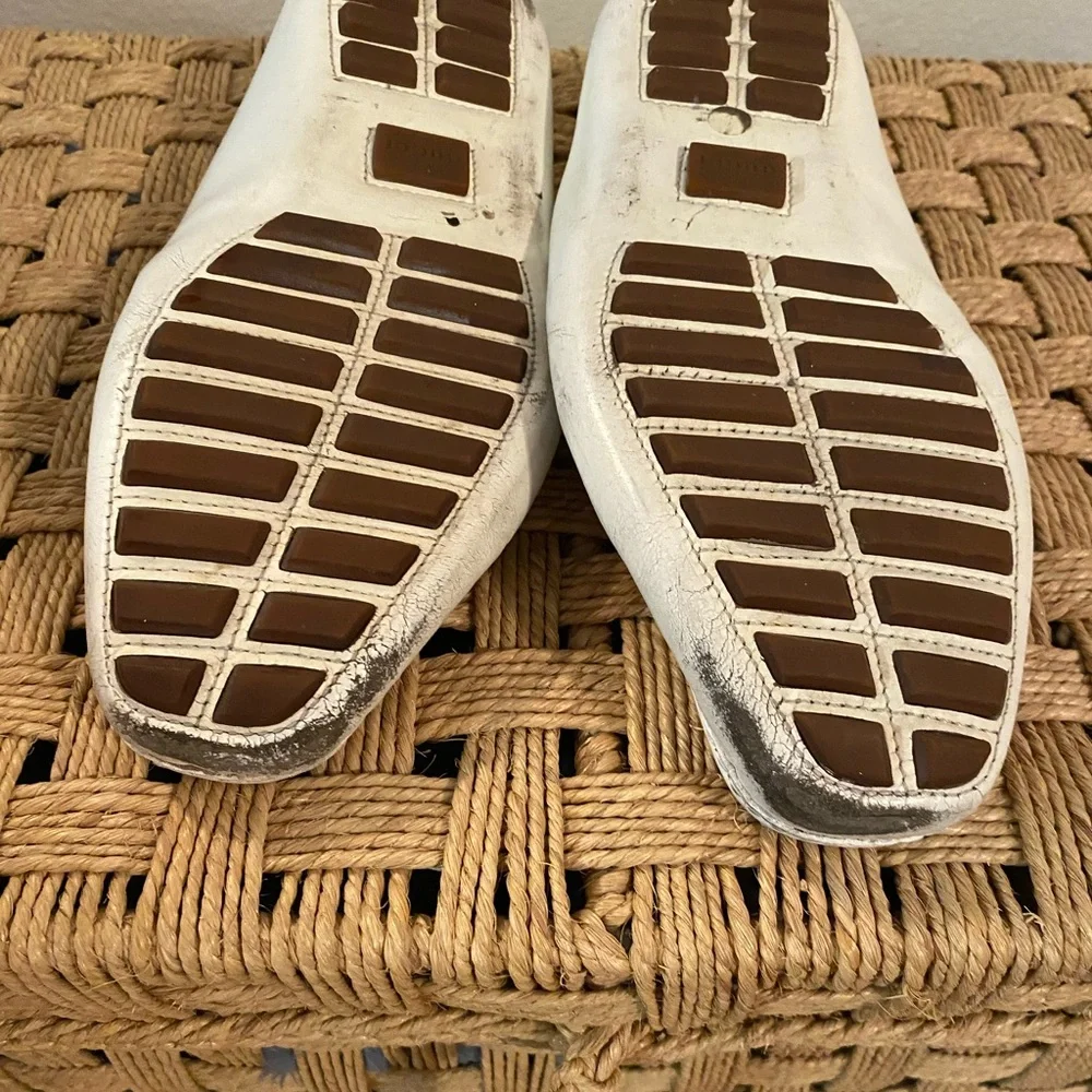 Gucci. Men’s White Leather Loafers. Slip On. Size 8. For hardware or to Repair? - Picture 5 of 8